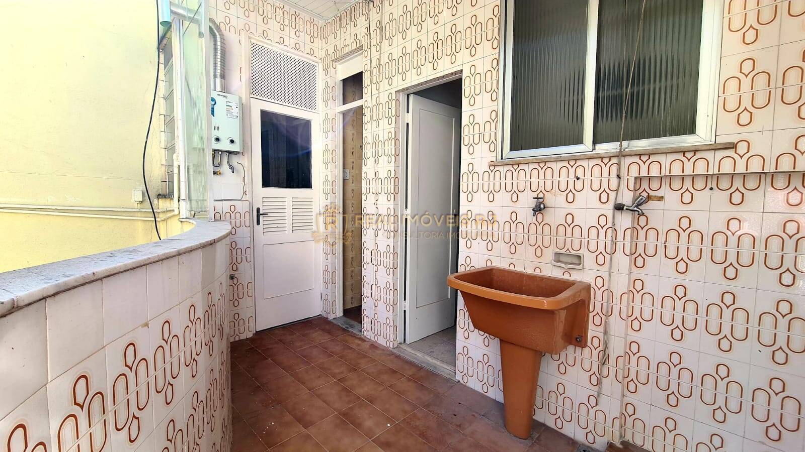 Apartamento à venda com 3 quartos, 100m² - Foto 5