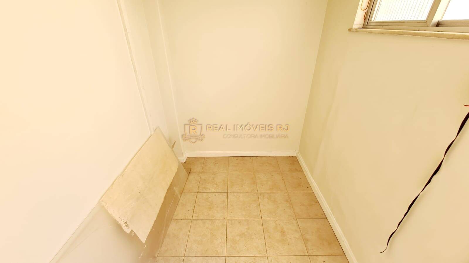 Apartamento à venda com 3 quartos, 100m² - Foto 6