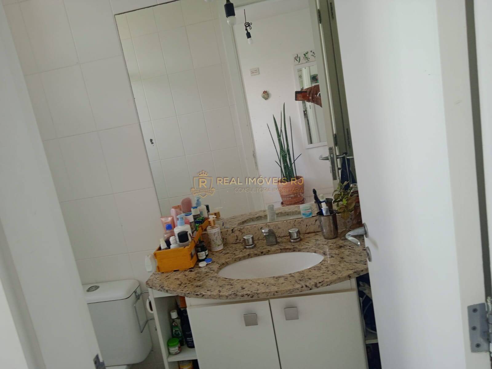 Apartamento à venda com 2 quartos, 77m² - Foto 20