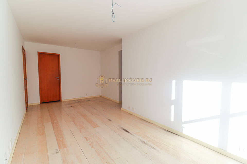 Apartamento à venda com 3 quartos, 82m² - Foto 3