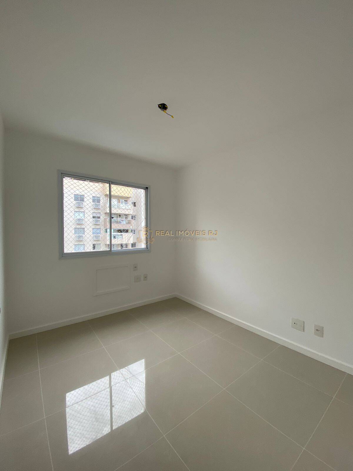 Apartamento à venda com 2 quartos, 60m² - Foto 5