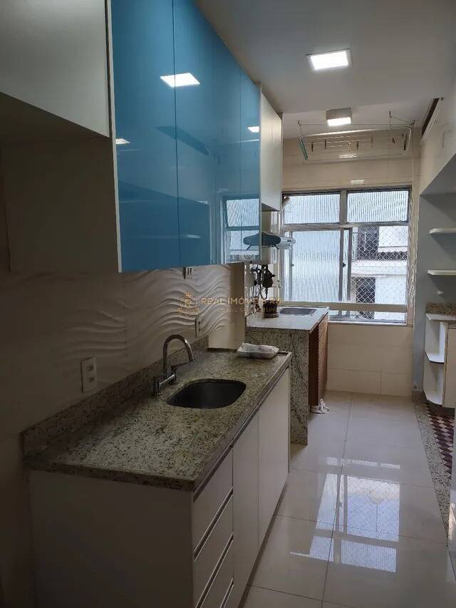 Apartamento à venda com 2 quartos, 75m² - Foto 8