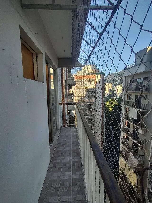 Apartamento à venda com 2 quartos, 75m² - Foto 10