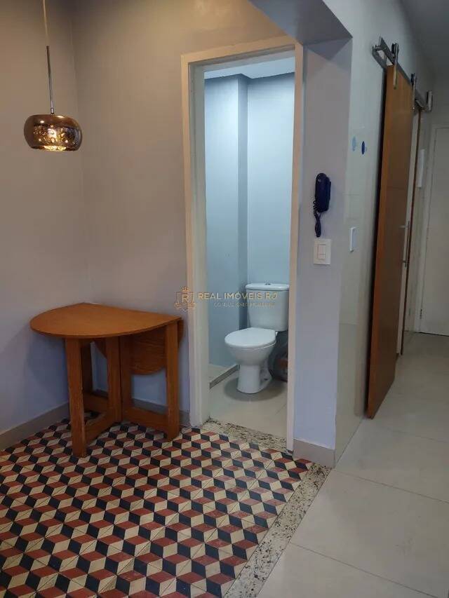 Apartamento à venda com 2 quartos, 75m² - Foto 12