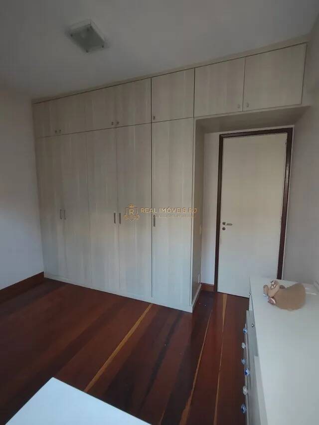 Apartamento à venda com 2 quartos, 75m² - Foto 16