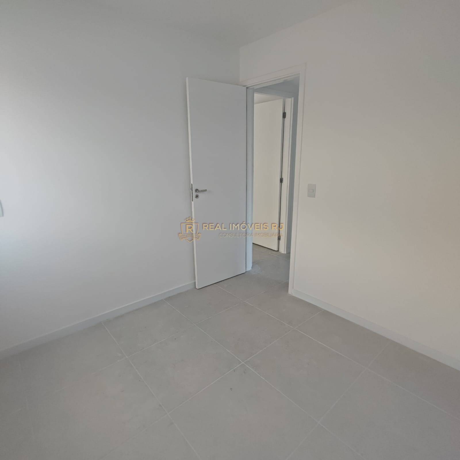 Apartamento à venda com 3 quartos, 126m² - Foto 8