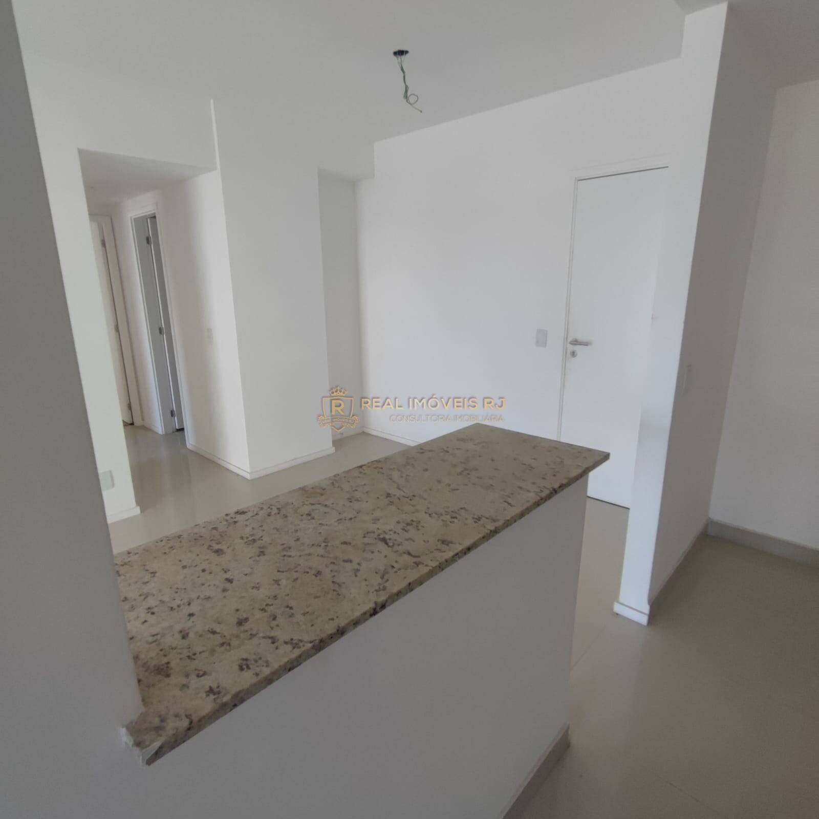 Apartamento à venda com 2 quartos, 75m² - Foto 9