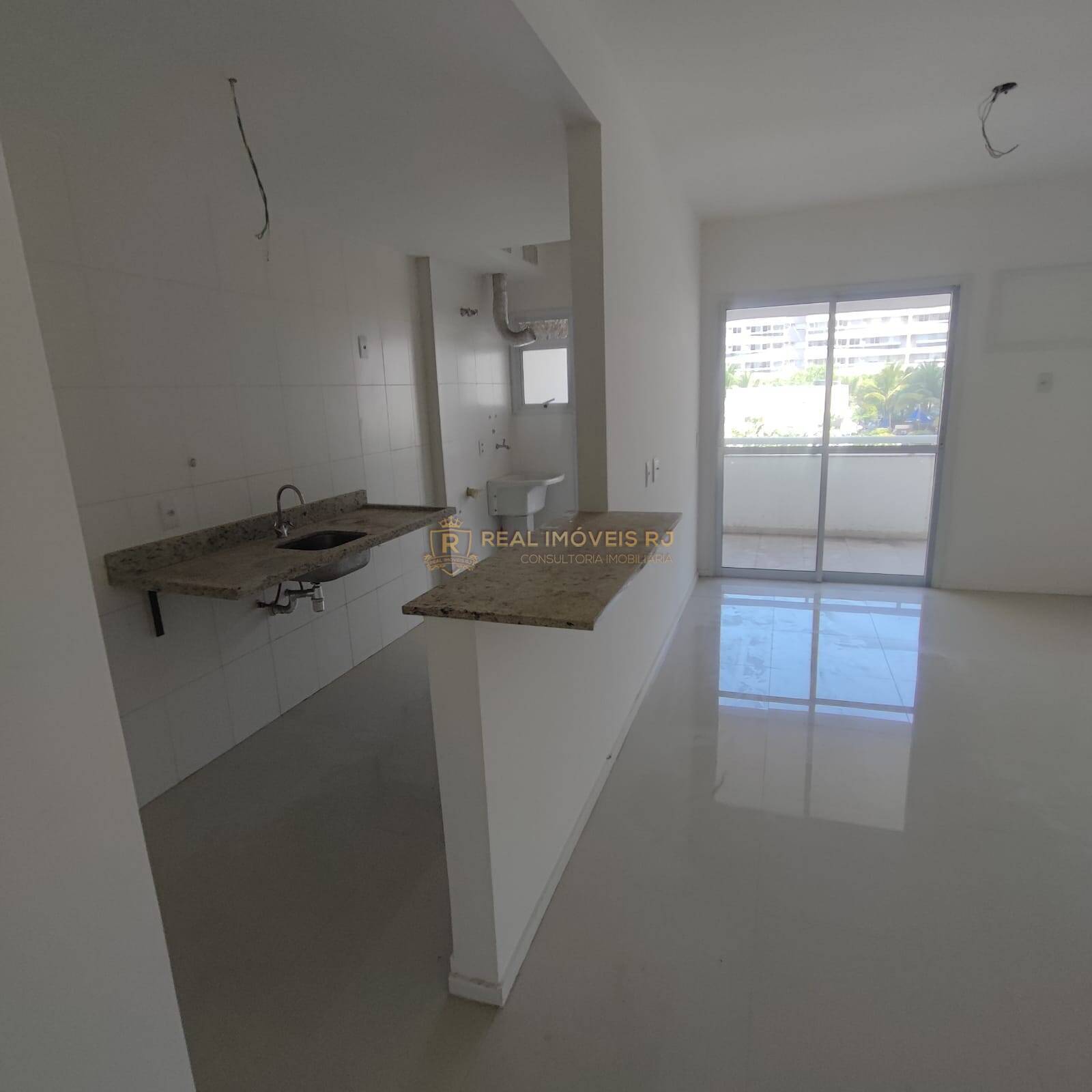 Apartamento à venda com 2 quartos, 75m² - Foto 7