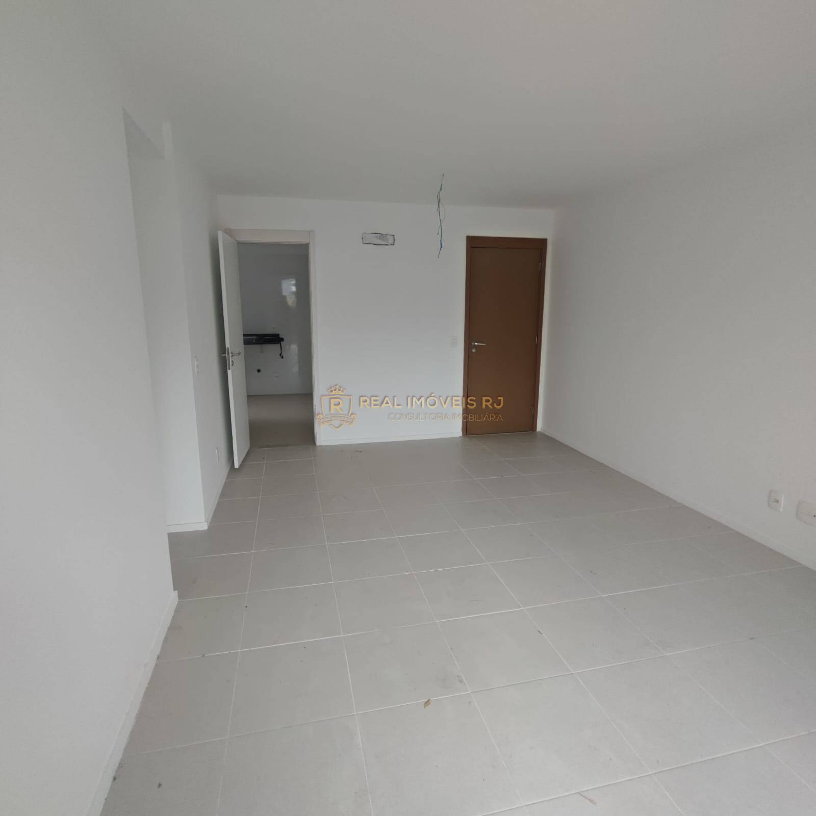 Apartamento à venda com 3 quartos, 150m² - Foto 5