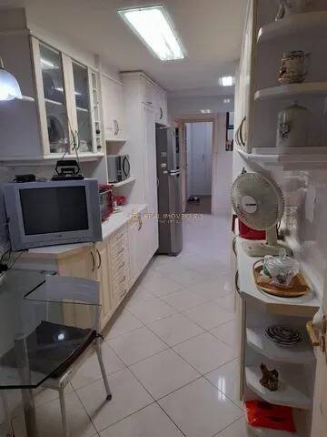 Apartamento à venda com 4 quartos, 140m² - Foto 5