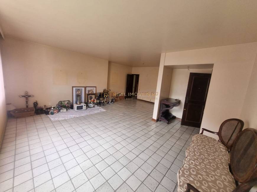 Apartamento à venda com 4 quartos, 148m² - Foto 4