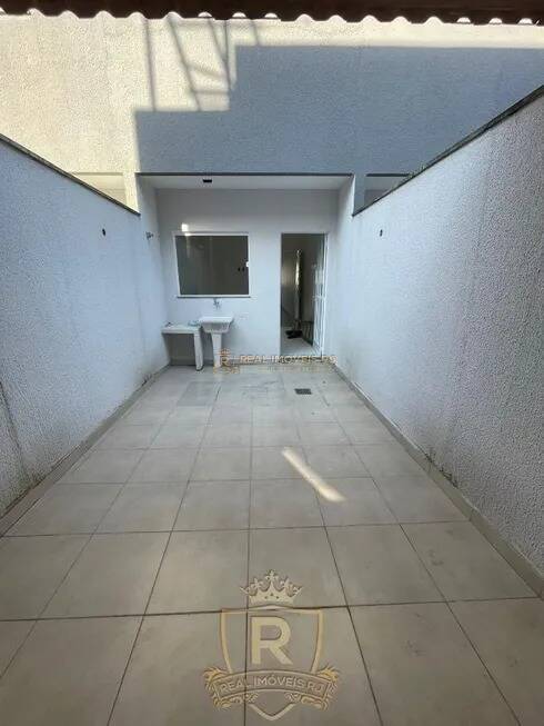 Casa à venda com 2 quartos, 86m² - Foto 4