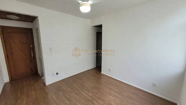 Apartamento à venda com 2 quartos, 49m² - Foto 4