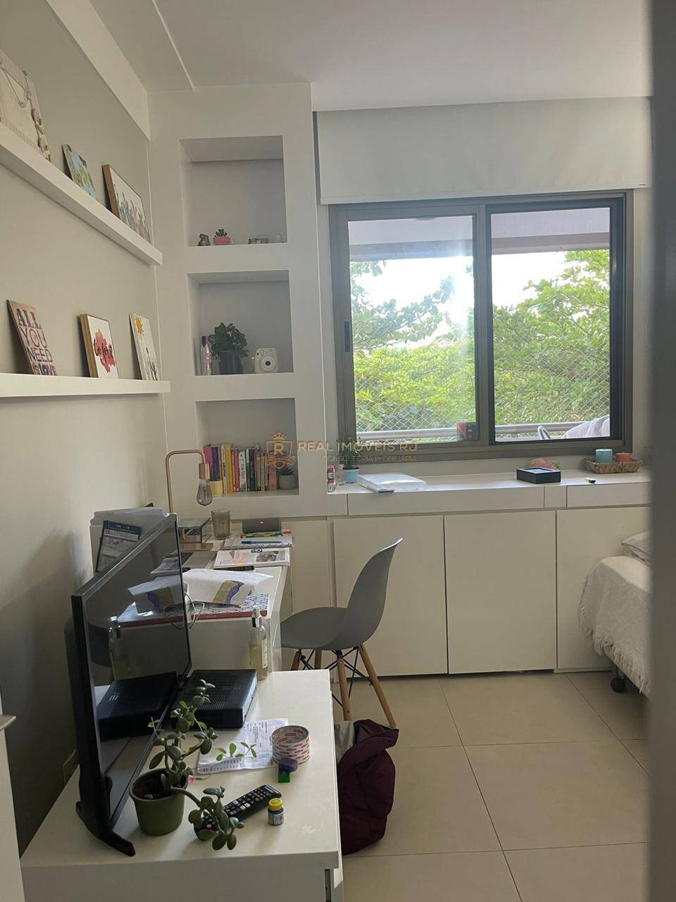 Apartamento à venda com 3 quartos, 160m² - Foto 11