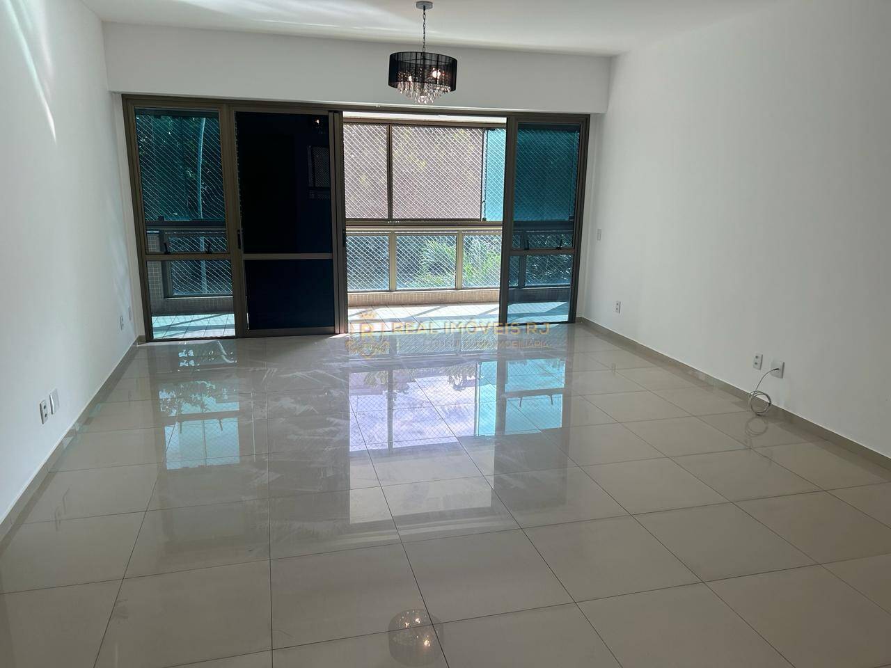 Apartamento à venda com 4 quartos, 210m² - Foto 6