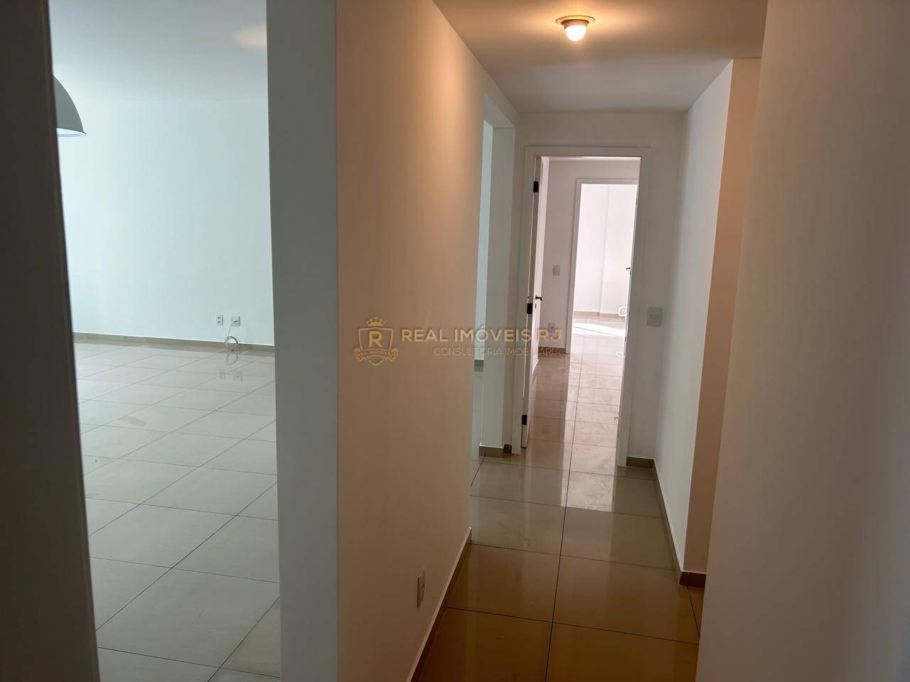 Apartamento à venda com 4 quartos, 210m² - Foto 12