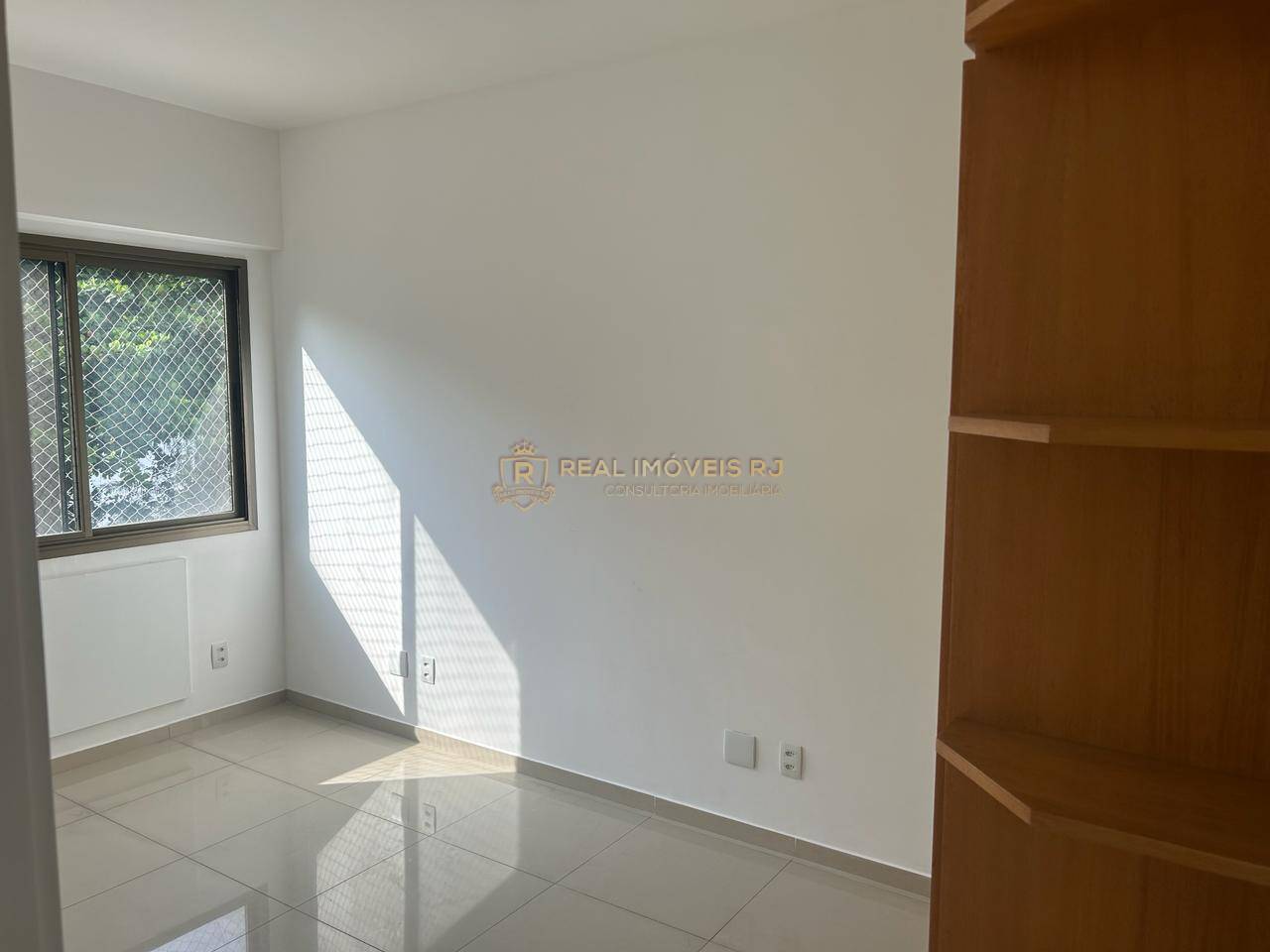 Apartamento à venda com 4 quartos, 210m² - Foto 20