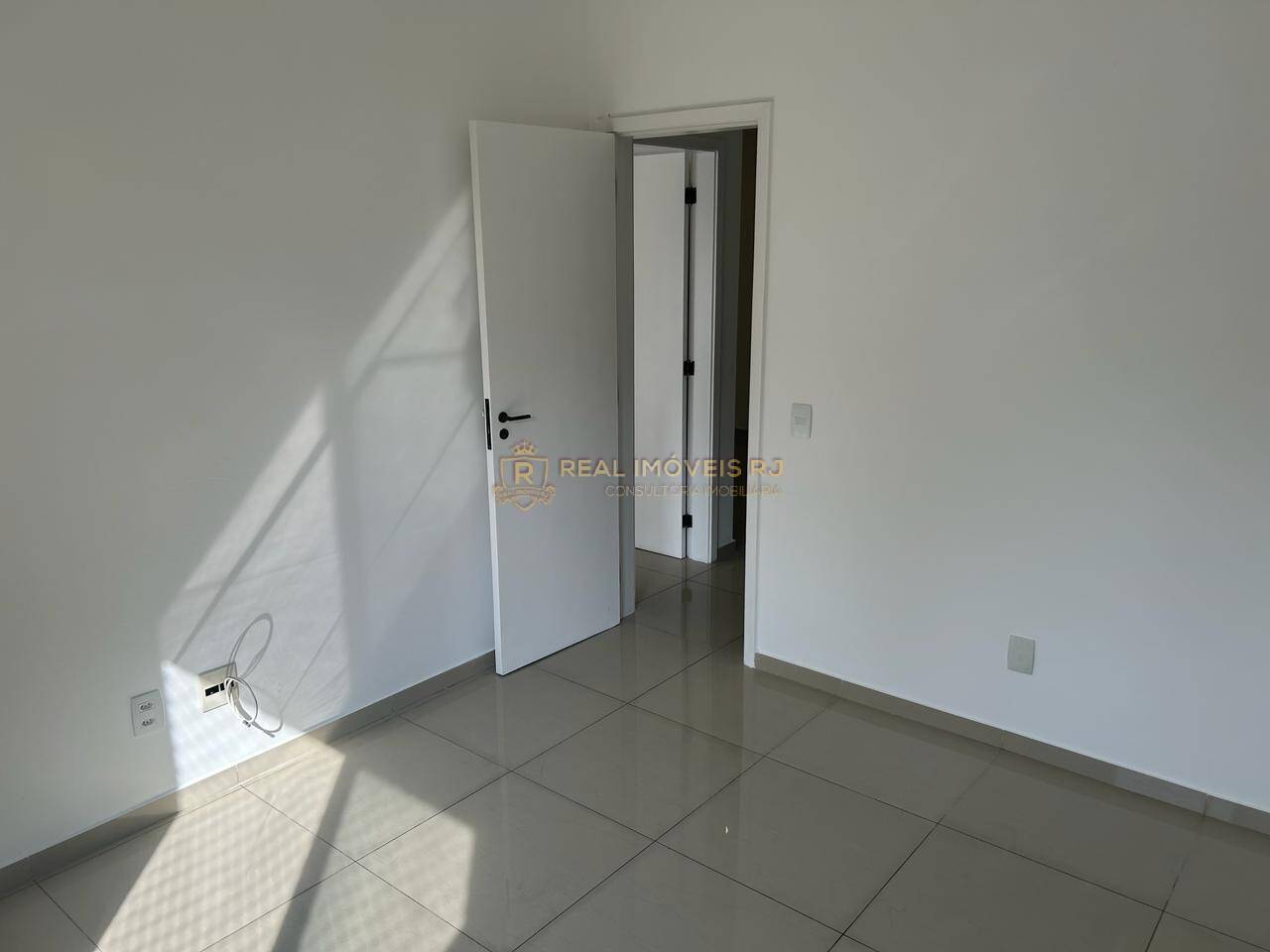 Apartamento à venda com 4 quartos, 210m² - Foto 21