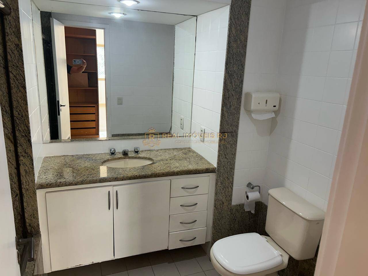 Apartamento à venda com 4 quartos, 210m² - Foto 26