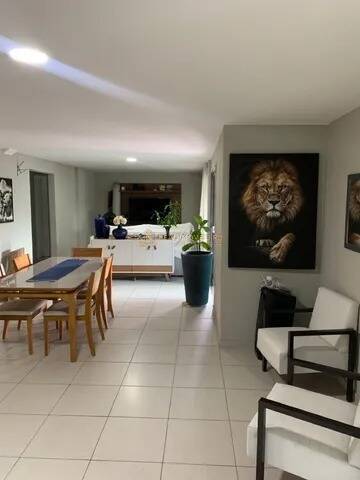 Apartamento à venda com 3 quartos, 230m² - Foto 1