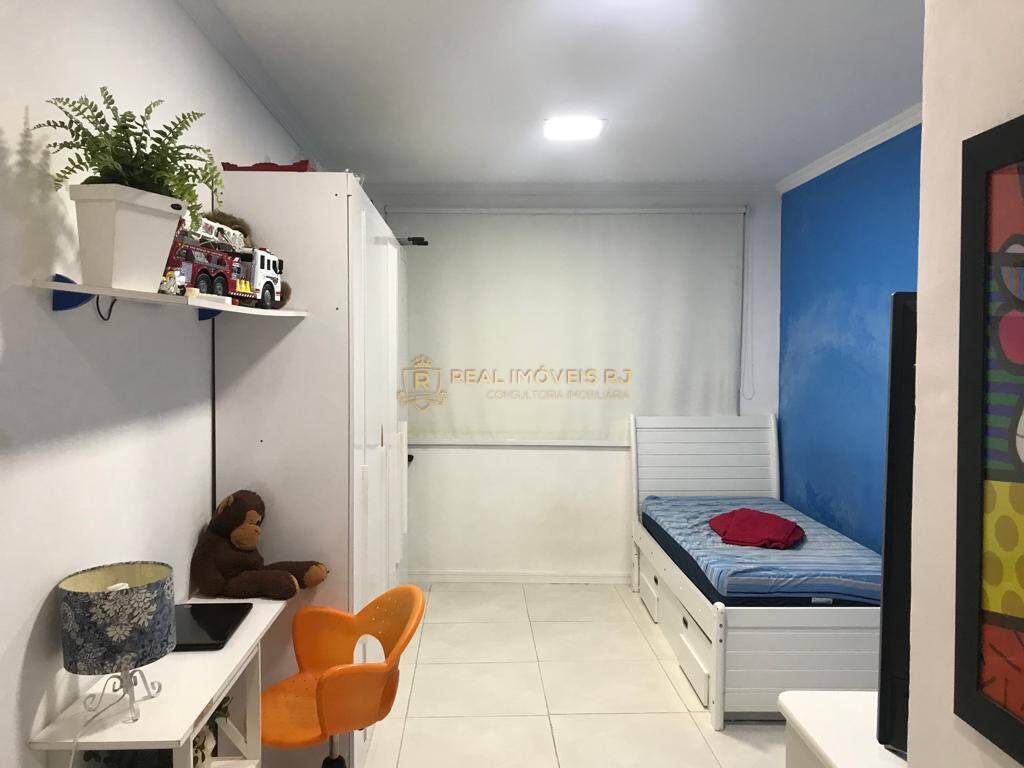 Casa à venda com 2 quartos, 160m² - Foto 12