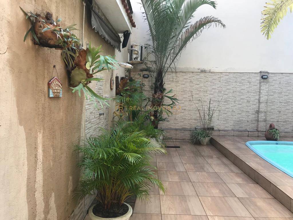 Casa à venda com 2 quartos, 160m² - Foto 29