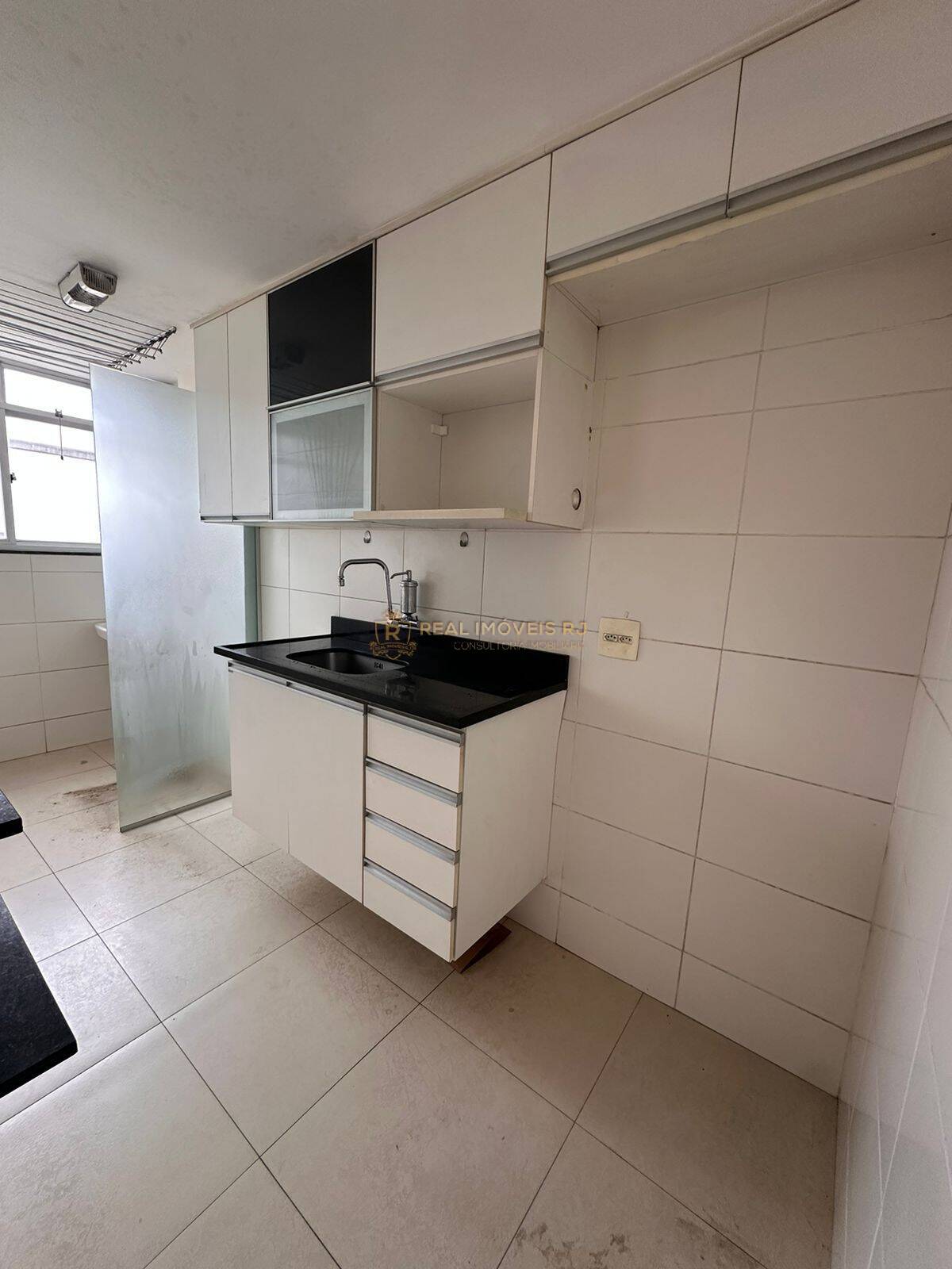 Apartamento à venda com 2 quartos, 50m² - Foto 2