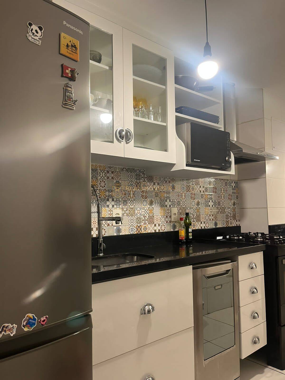 Apartamento à venda com 2 quartos, 82m² - Foto 11