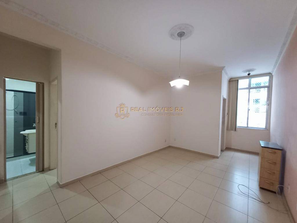 Apartamento à venda com 2 quartos, 70m² - Foto 5