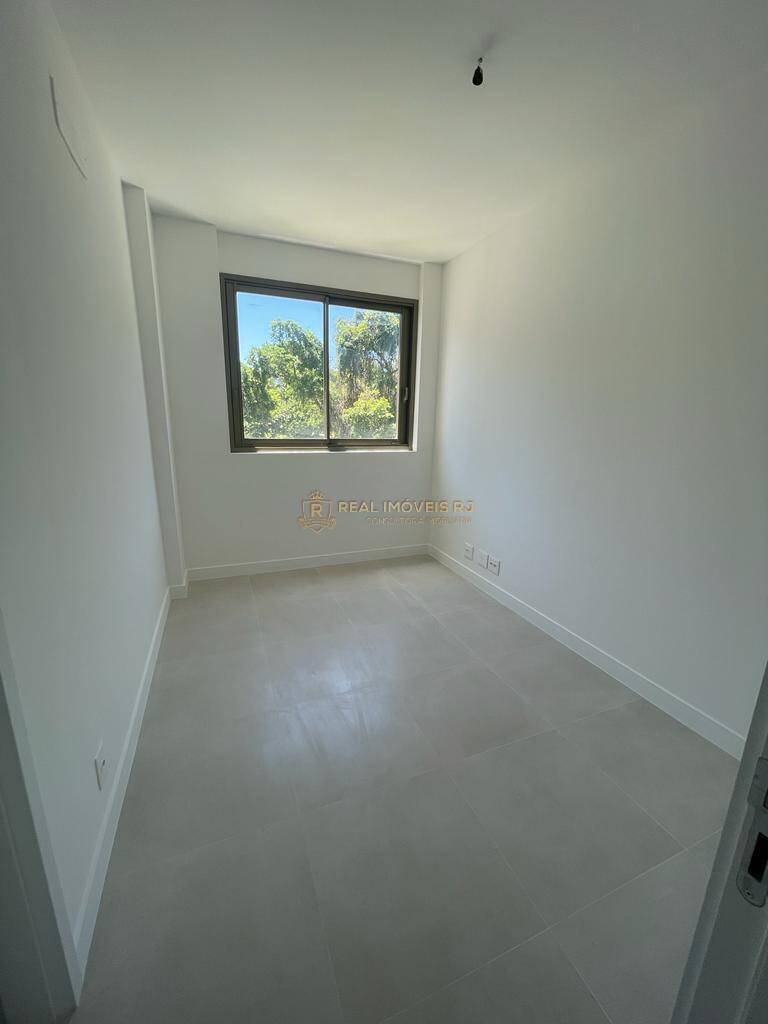 Apartamento à venda com 3 quartos, 155m² - Foto 6