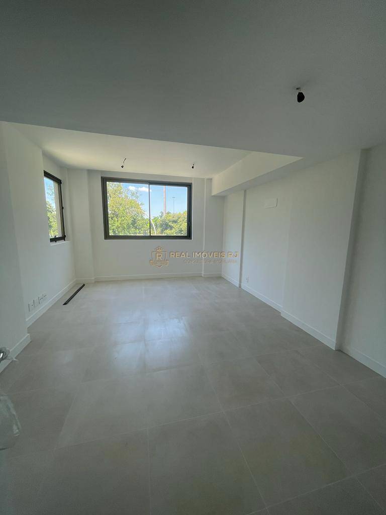 Apartamento à venda com 3 quartos, 155m² - Foto 7