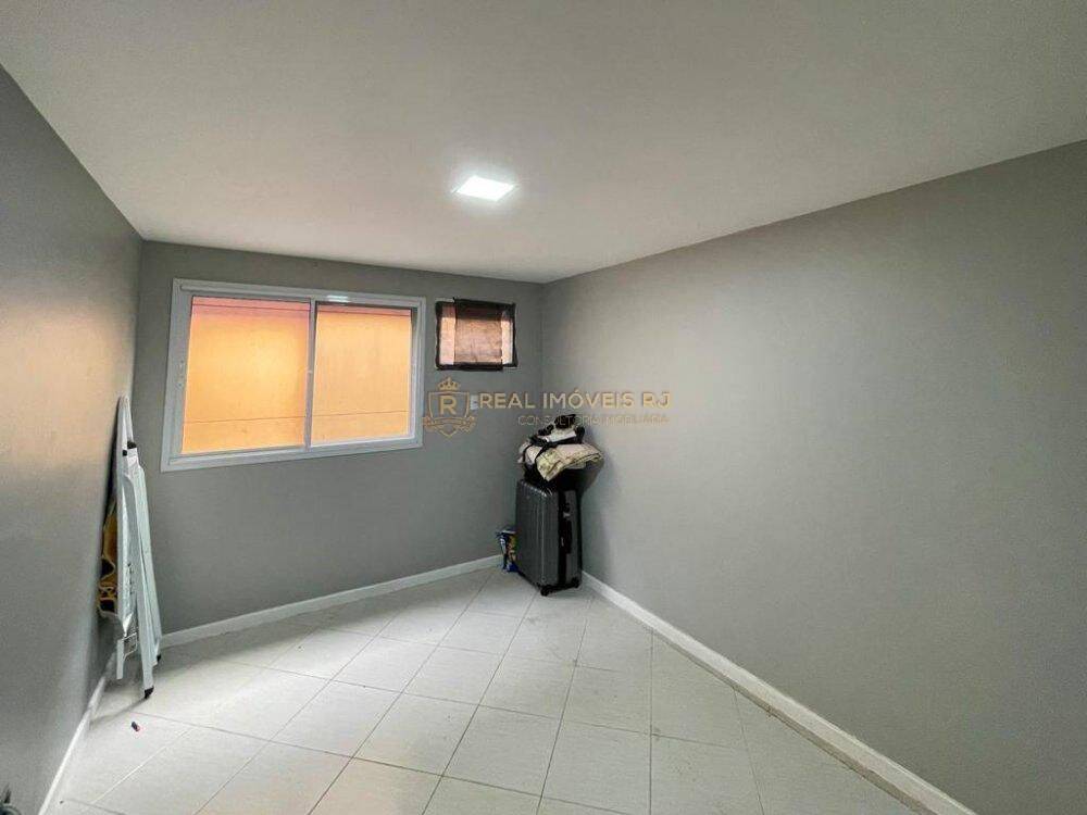 Casa à venda com 4 quartos, 180m² - Foto 5