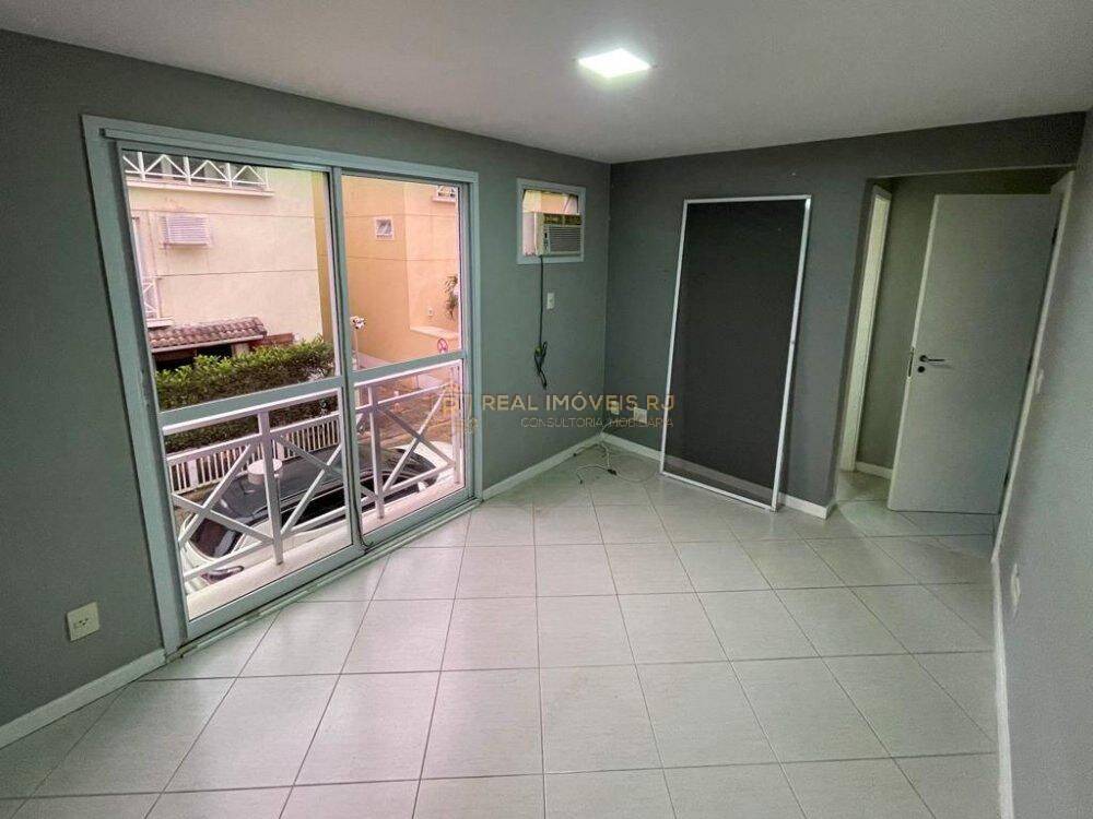 Casa à venda com 4 quartos, 180m² - Foto 7