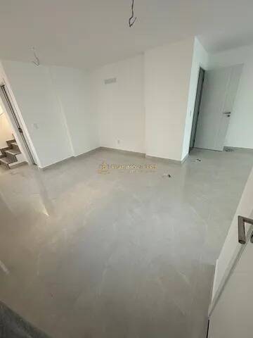 Cobertura à venda com 3 quartos, 180m² - Foto 7