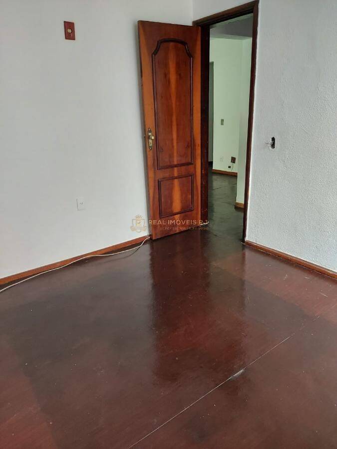 Apartamento à venda com 2 quartos, 65m² - Foto 6