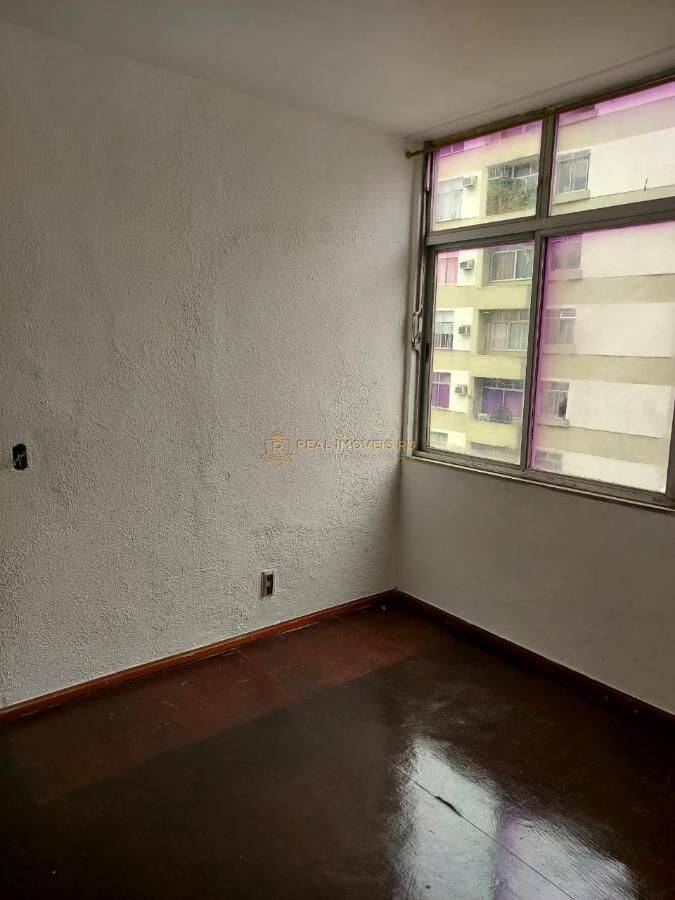 Apartamento à venda com 2 quartos, 65m² - Foto 7