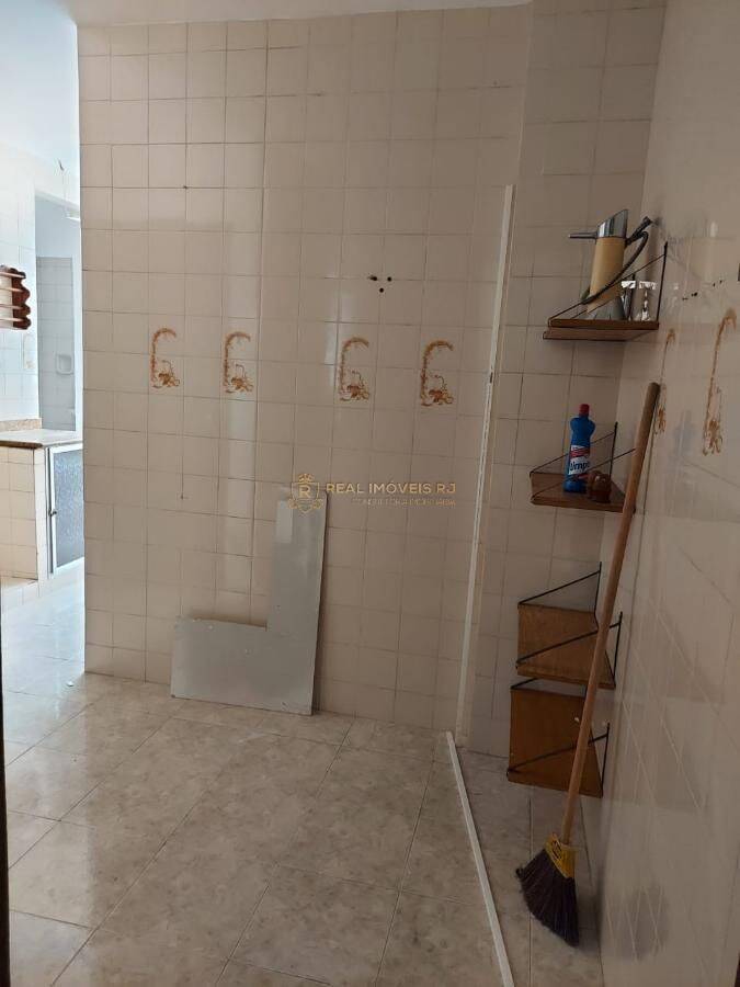 Apartamento à venda com 2 quartos, 65m² - Foto 11