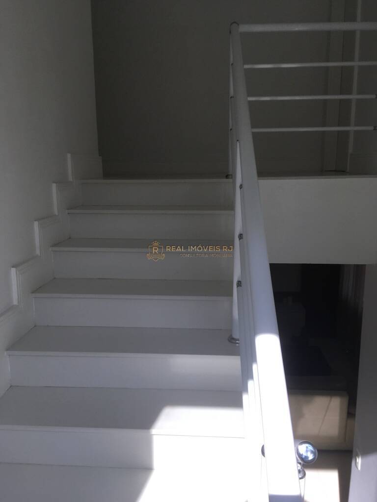 Casa à venda com 5 quartos, 320m² - Foto 10