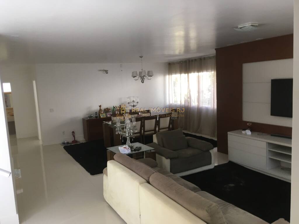 Casa à venda com 5 quartos, 320m² - Foto 21