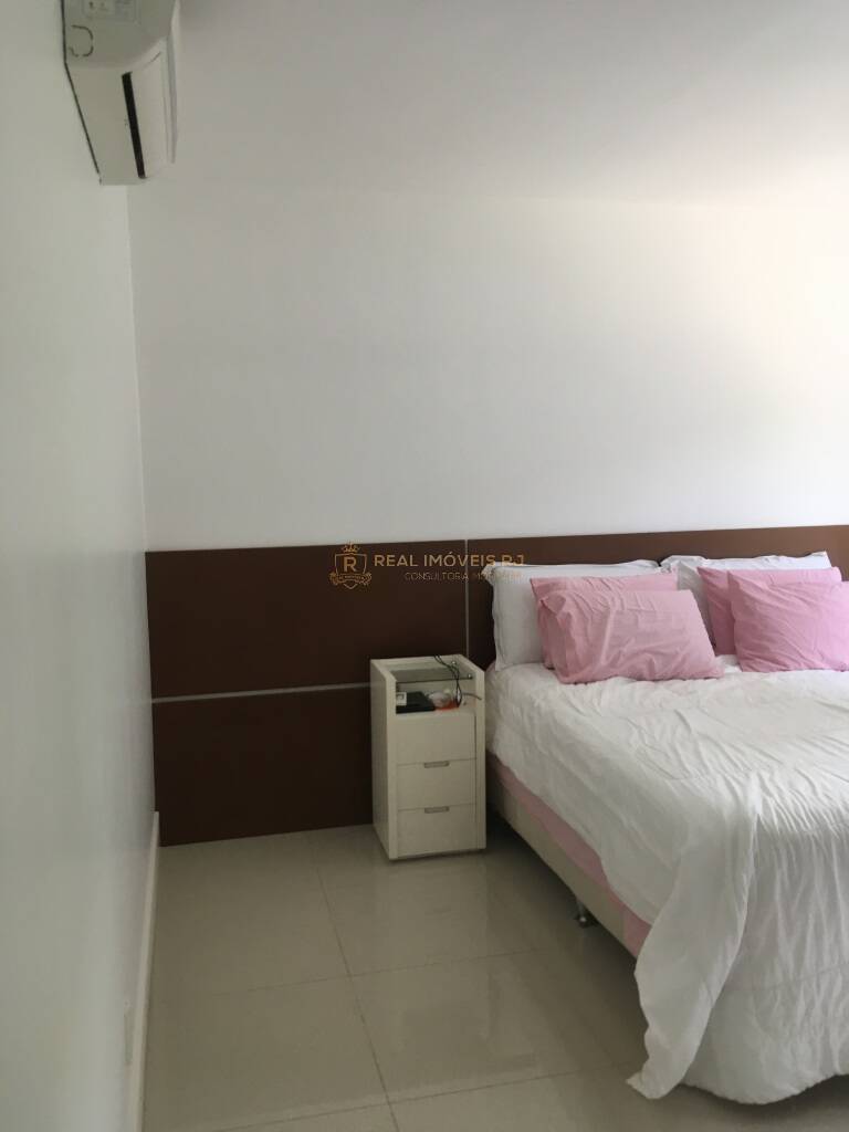 Casa à venda com 5 quartos, 320m² - Foto 32