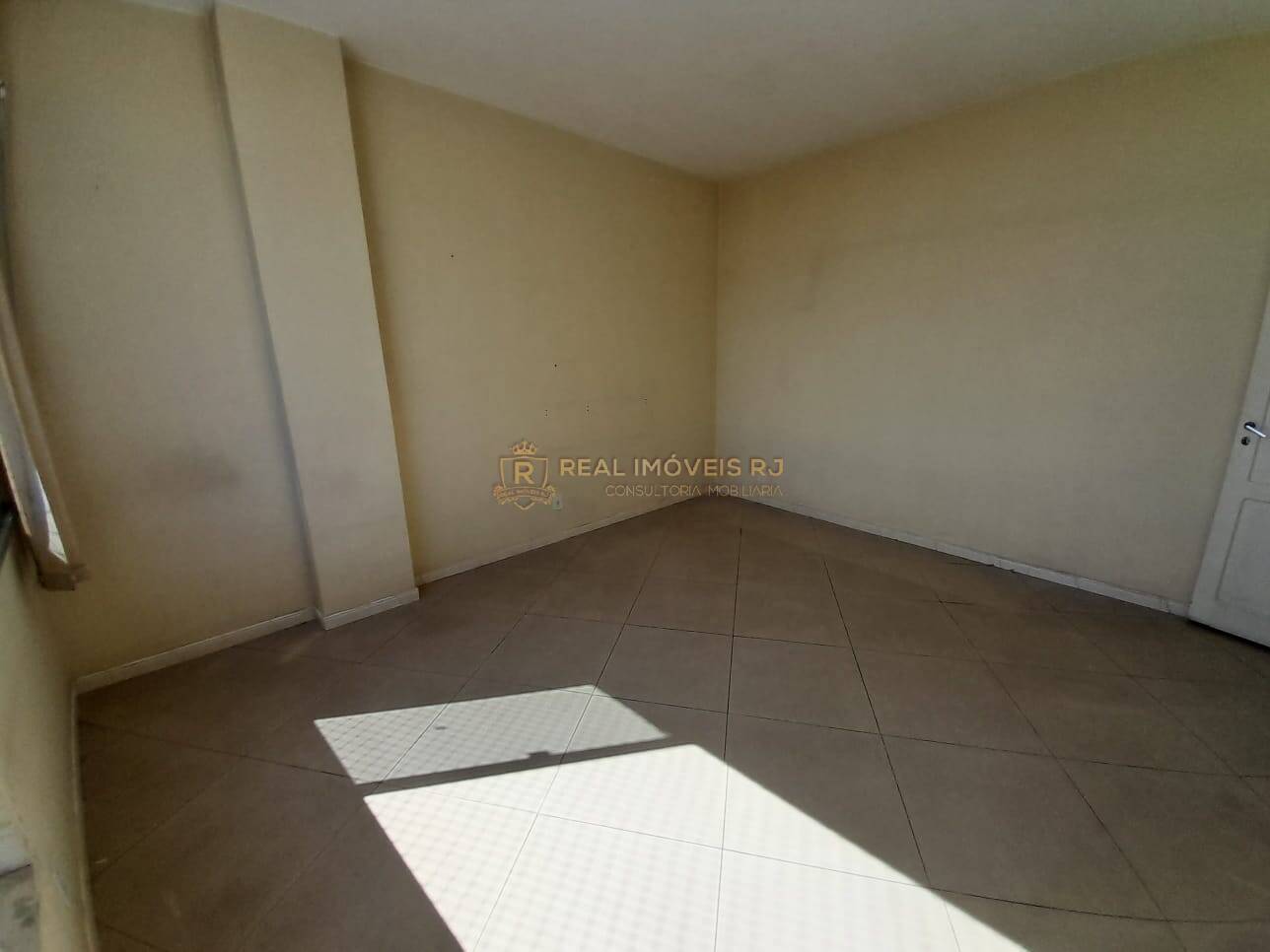 Apartamento à venda com 2 quartos, 71m² - Foto 12