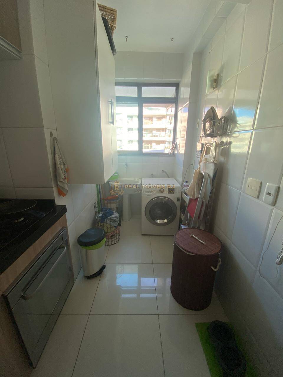 Apartamento à venda com 2 quartos, 69m² - Foto 4