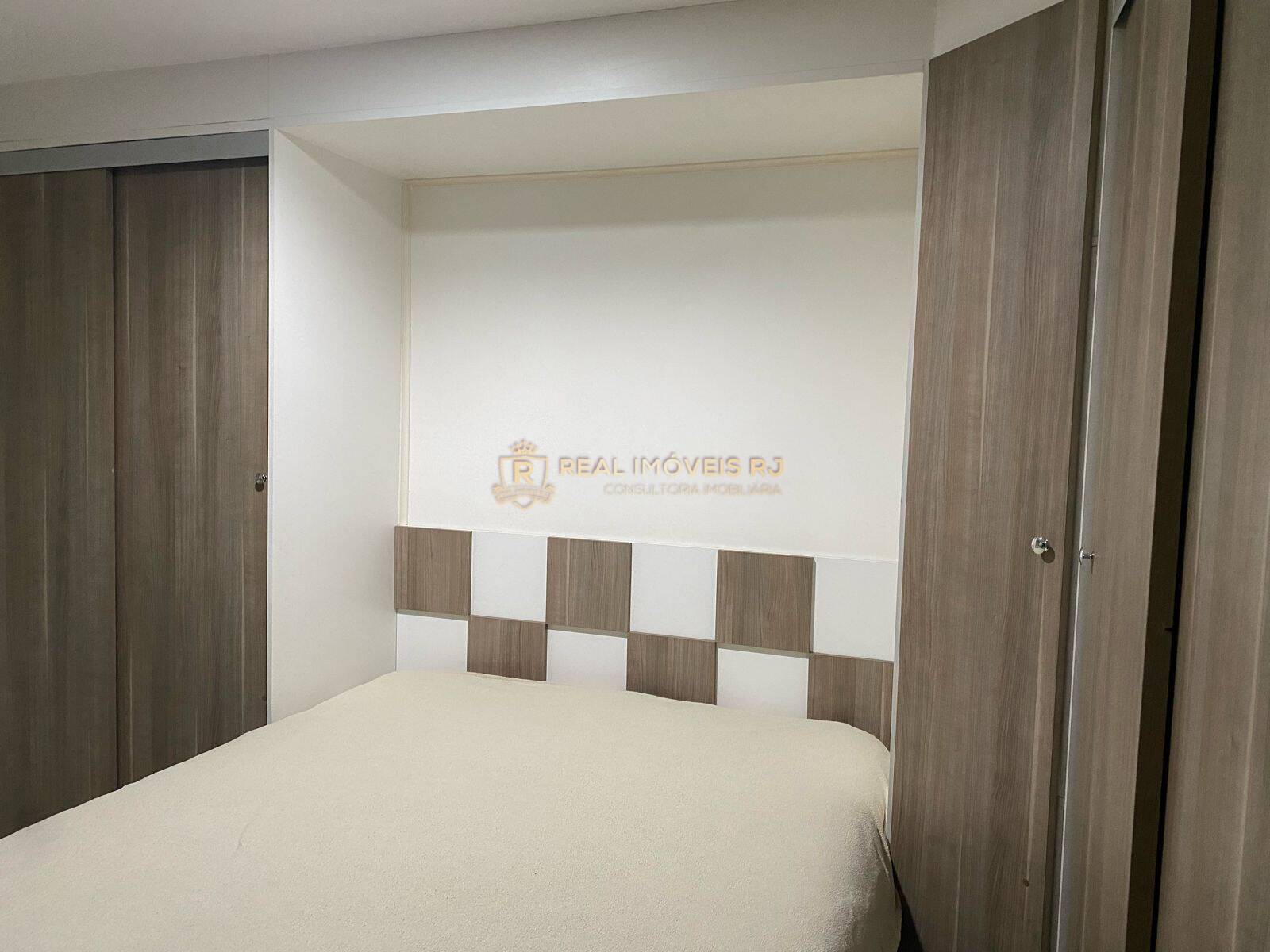 Apartamento à venda com 2 quartos, 69m² - Foto 7