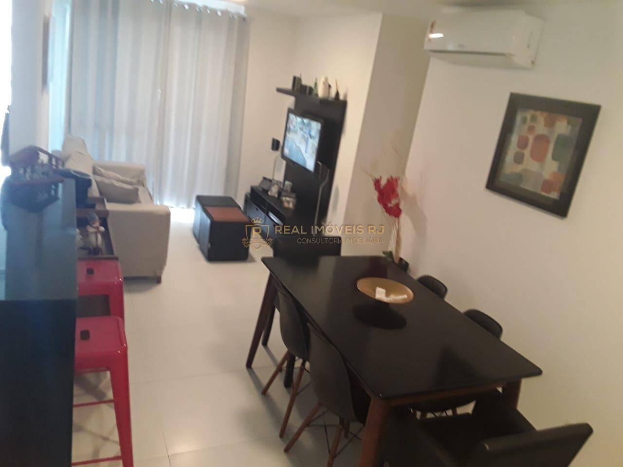 Apartamento à venda com 3 quartos, 92m² - Foto 1