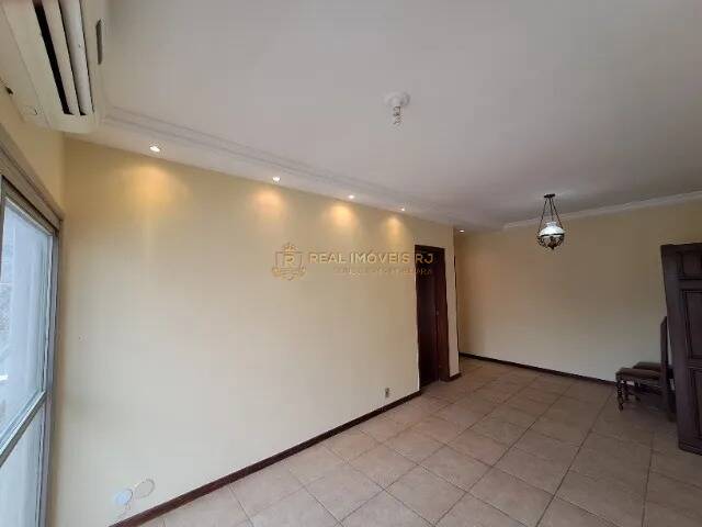 Apartamento à venda com 2 quartos, 99m² - Foto 3