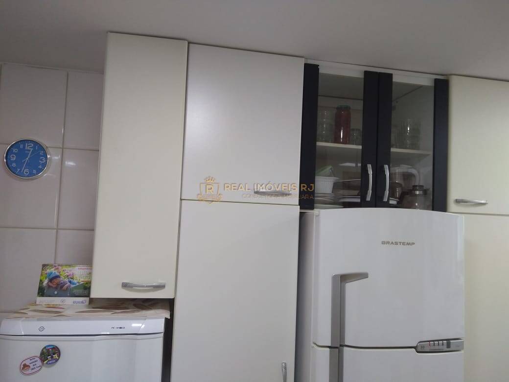 Apartamento à venda com 4 quartos, 104m² - Foto 18