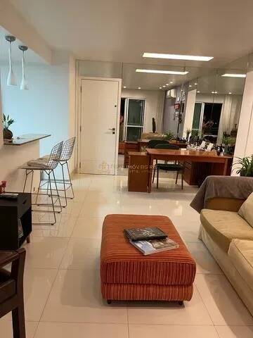 Apartamento à venda com 2 quartos, 65m² - Foto 3