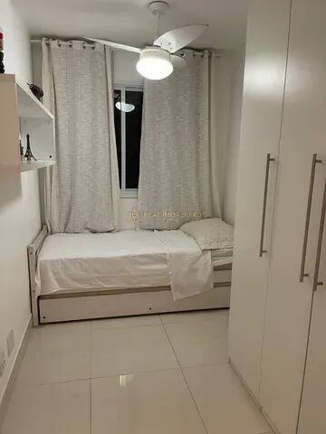 Apartamento à venda com 2 quartos, 65m² - Foto 9