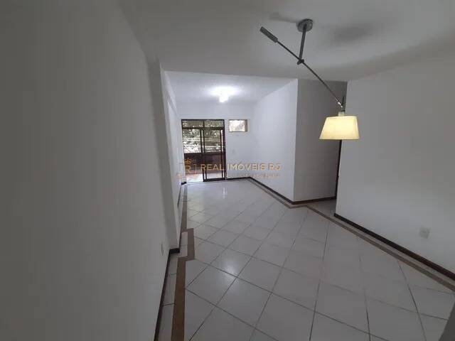 Apartamento à venda com 2 quartos, 88m² - Foto 2