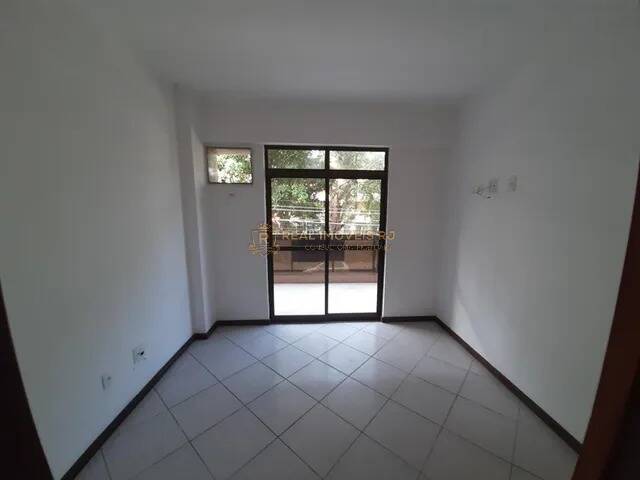 Apartamento à venda com 2 quartos, 88m² - Foto 4